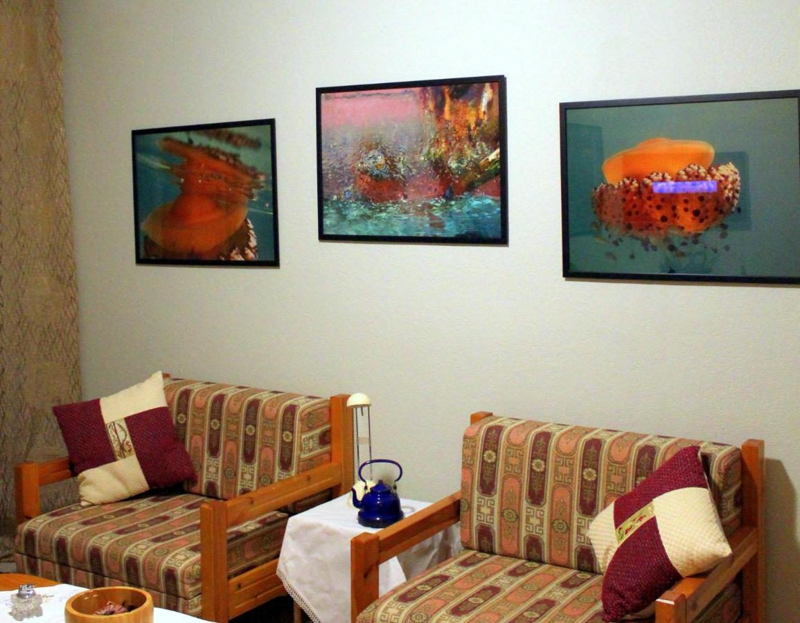 Medusa Beach Apartment, 아스프로발타 외부 사진